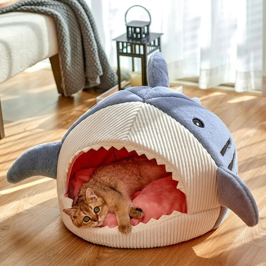 Shark-tastic Luxury Plush Pet Bed – The Ultimate Snuggle Spot for Your Furry Friend!