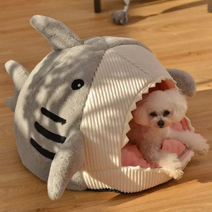 Shark-tastic Luxury Plush Pet Bed – The Ultimate Snuggle Spot for Your Furry Friend!
