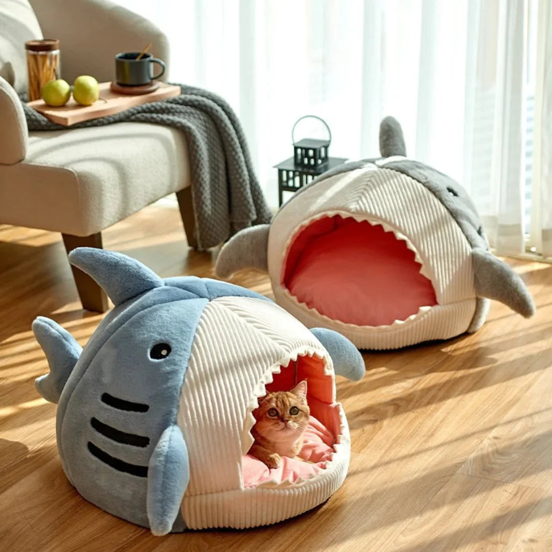 Shark-tastic Luxury Plush Pet Bed – The Ultimate Snuggle Spot for Your Furry Friend!